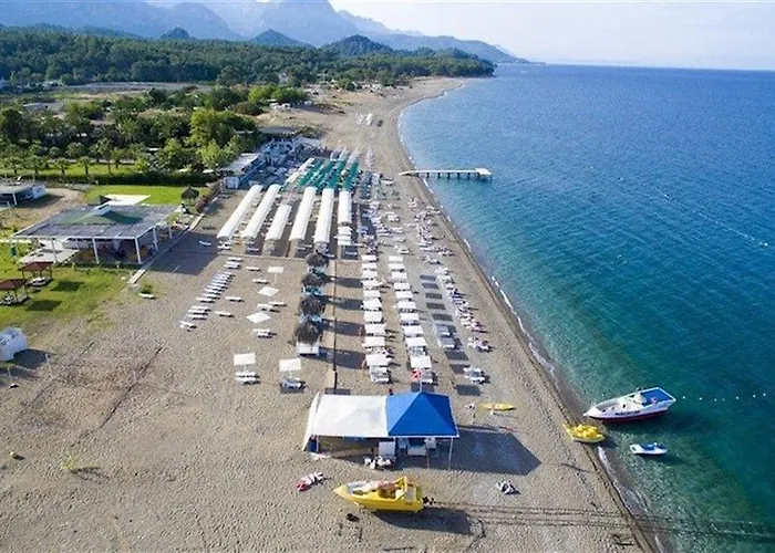 Club Herakles 3*