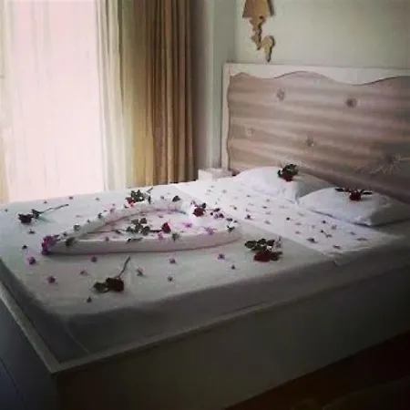 Szálloda Club Herakles 3*